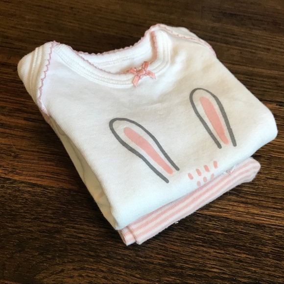 The Bunny Border Matching Baby Set